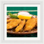logo1-fried-chicken-on-a-plate-or-in-basket-nicely-displayed53e8